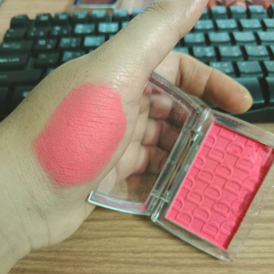 Danchel Embrossed Blush Palette #015
