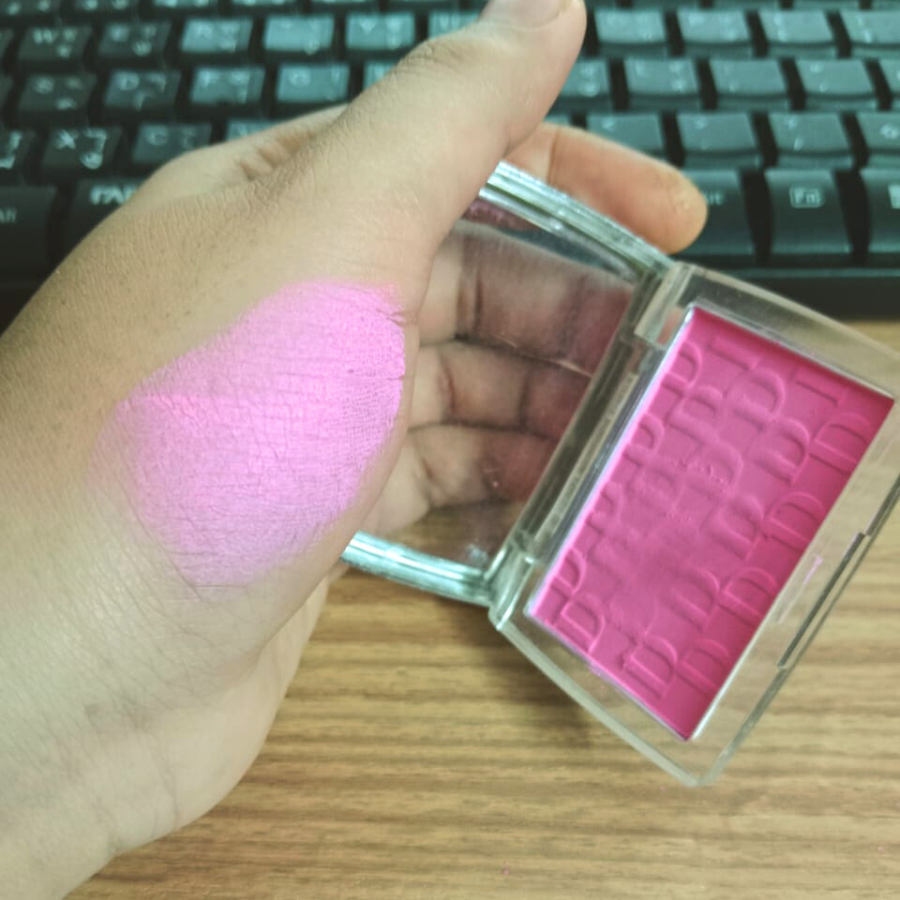 Danchel Embrossed Blush Palette #001